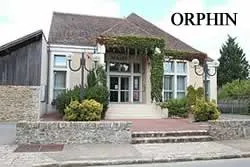 epaviste à proximité de orphin